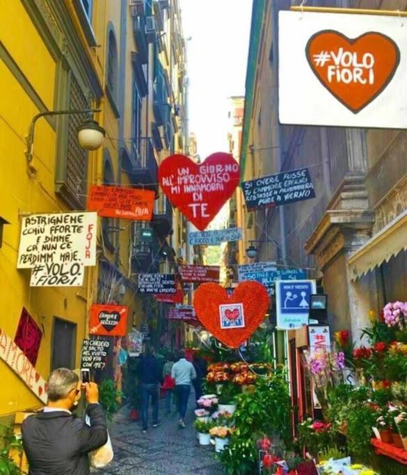 I Tre Re Via Toledo Napoli Exterior foto